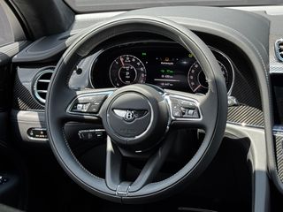 Bentley Bentayga 2025 Hybrid-thumb-23