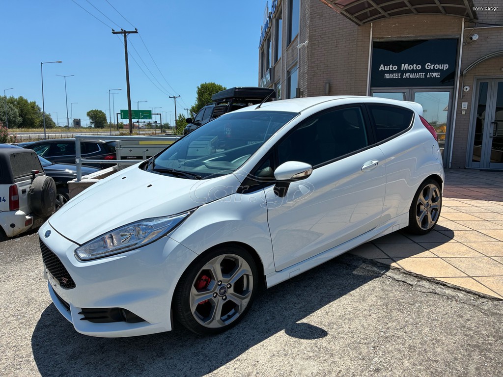 Ford Fiesta 2014 ST ### ΜΠΛΟΚΕ QUAIFE ATB  - RECARO - KEYLESS - ΒΟΟΚ SERVICE