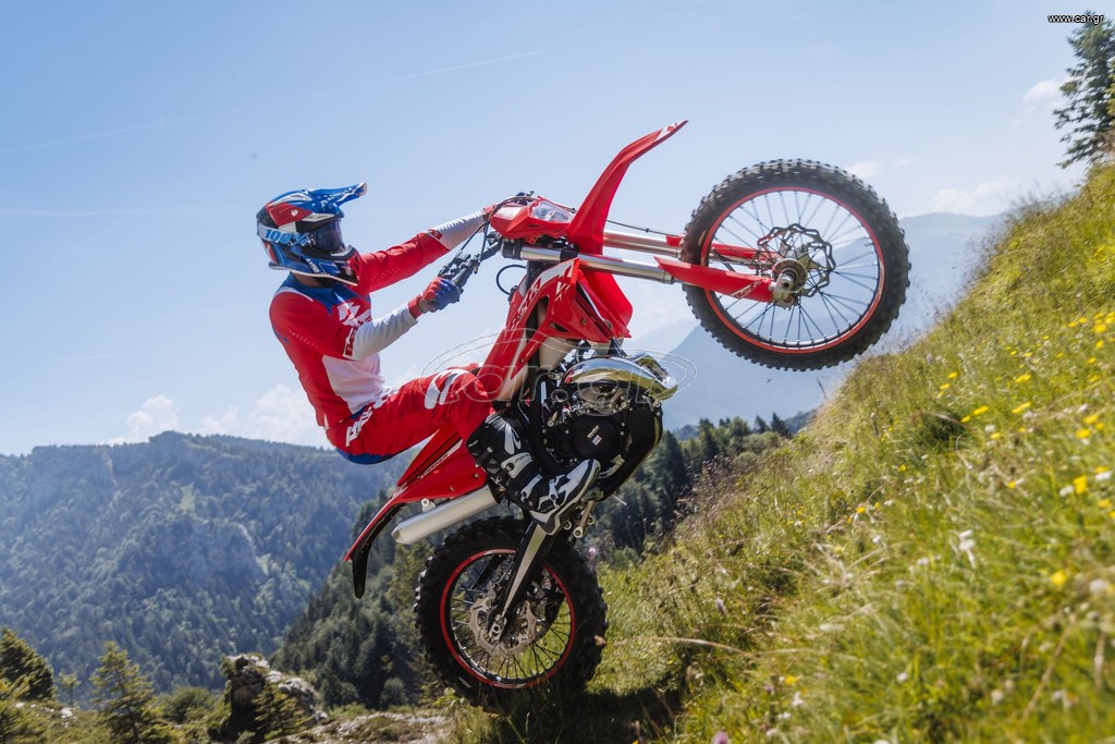 Beta Xtrainer 300 2027 ΕΤΟΙΜΟΠΑΡΑΔΟΤΟ