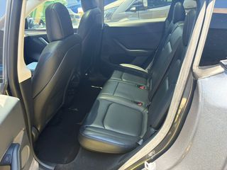 Tesla Model Y 2022 LR-thumb-3