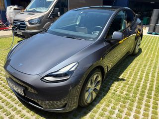 Tesla Model Y 2022 LR-thumb-5