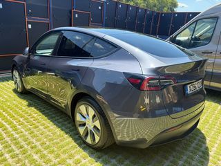 Tesla Model Y 2022 LR-thumb-8