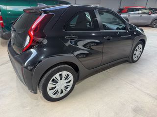 Toyota Aygo (X) 2022-thumb-3