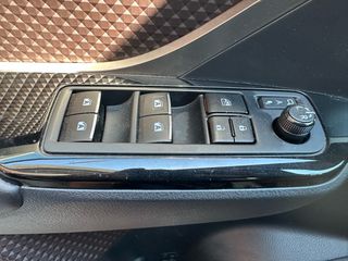 Toyota C-HR 2017 ΦΟΥΛ ΕΞΤΡΑ - ΔΕΡΜ. ΚΑΘΙΣΜ. - ΣΑΝ ΚΑΙΝΟΥΡΓΙΟ!-thumb-7