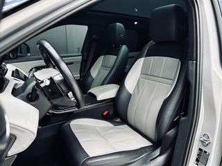 Land Rover Range Rover Evoque 2019 R DYNAMIC FIRST EDITION PANORAMA-thumb-18