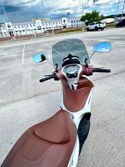 Piaggio Beverly 300 2019 BEVERLY 300-thumb-5