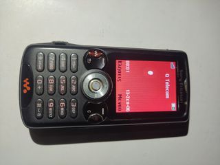 Sony ericsson w810i-thumb-1