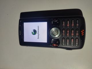 Sony ericsson w810i-thumb-3