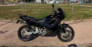 KTM 950 Adventure 2004-thumb-15