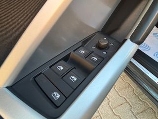 Audi Q3 2022 S line 45 TFSI e S tronic 1.4 SPORTBACK-thumb-30