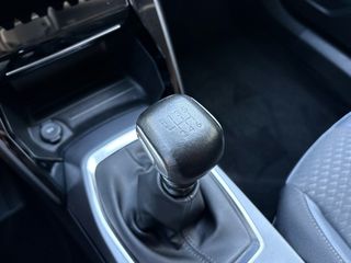 Peugeot 2008 2020 BlueHDi 100 S&S Allure Plus 1.5-thumb-22