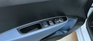 Hyundai i 10 2019 Tecno Carplay-thumb-10