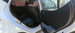 Hyundai i 10 2019 Tecno Carplay-thumb-16