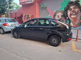 Ford Focus 2008-thumb-5