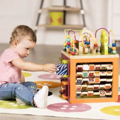 B. Toys - Zany Zoo Wooden activitycenter (701004) / Toys