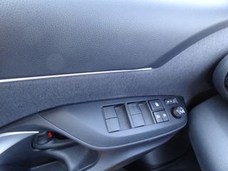 Toyota Yaris Cross 2022 4X4! 1,5 HYBRID 116h Dynamic AWD-i-thumb-14