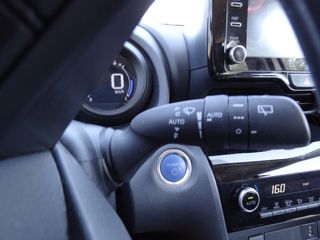 Toyota Yaris Cross 2022 4X4! 1,5 HYBRID 116h Dynamic AWD-i-thumb-16