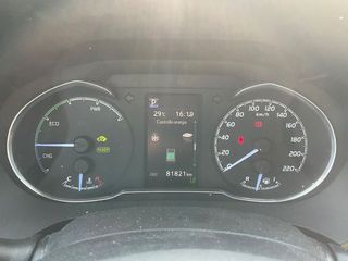 Toyota Yaris 2018 1.5 HYBRID STYLE PANORAMA-thumb-5