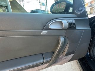 Porsche 911 2005 997 CARRERA-thumb-12