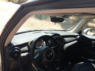 Mini Cooper 2018 ONE D-thumb-6