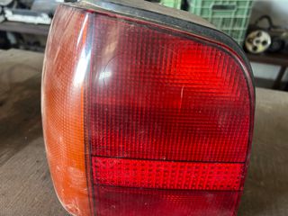 VW POLO ‘94-‘99 / ΠΙΣΩ ΔΕΞΙ ΦΑΝΑΡΙ (λίγο ραγισμένο)-thumb-1