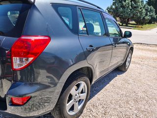 Toyota RAV 4 2006-thumb-2