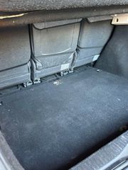 Renault Scenic 2011-thumb-10