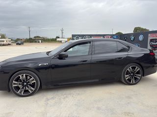 Bmw M760 2024-thumb-1