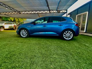 Renault Megane 2018 1.5 dCi Energy Intens-thumb-4