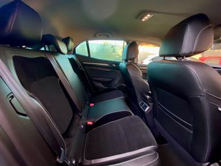 Renault Megane 2018 1.5 dCi Energy Intens-thumb-11