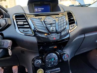 Ford Fiesta 2016 TITANIUM-thumb-17