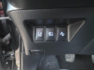 Toyota Yaris 2017 FULL EXTRA-thumb-14