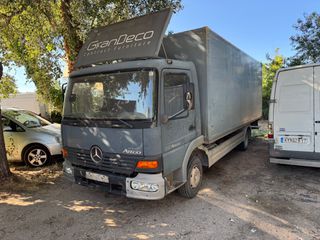 Κοντέινερ Mercedes-Benz 2001