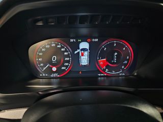 Volvo XC 90 2016 D5 AWD INSCRIPTION 7 SEATS POLESTAR-thumb-18