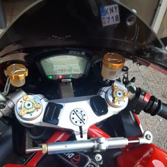 Ducati 1098 S 2012-thumb-8