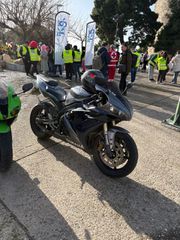 Yamaha YZF-R1 2006-thumb-6