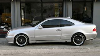 Mercedes-Benz CLK 200 2002 Kompressor Coupé Elegance-thumb-3