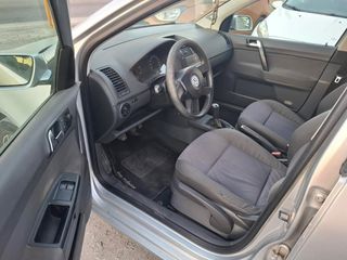 Volkswagen Polo 2002 POLO 1.2 ΚΥΒΙΚΑ  ΦΟΥΛ ΕΞΤΡΑ-thumb-4