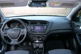 Hyundai i 20 2017-thumb-5