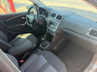 Volkswagen Polo 2016 POLO 1.2 TSI COMFORTLINE-thumb-5
