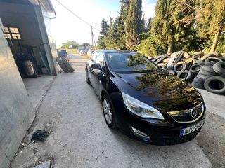 Opel Astra 2010-thumb-1