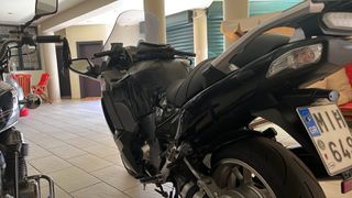 Kawasaki GTR 1400 2010-thumb-1