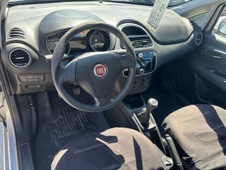 Fiat Punto Evo 2016-thumb-12