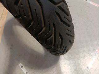 MICHELIN 110/70/16-thumb-1