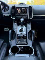 Porsche Cayenne 2016 S E-HYBRID-thumb-32