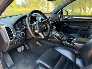 Porsche Cayenne 2016 S E-HYBRID-thumb-36