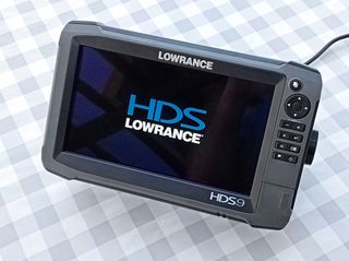Lowrance HDS 9 Gen 3-thumb-1