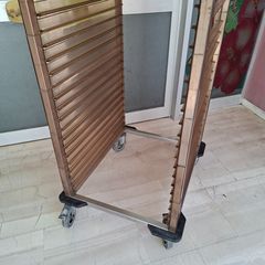 Καρότσι μεταφοράς 61*74*161 εκ, 28 θέσεων για GN 2/1, με πλαϊνά πάνελ από πολυπροπυλένιο. RUBBERMAID MAX SYSTEM RACK. Μεταχειρισμένο. Ποιότητα & Τιμή Stockinox-thumb-8