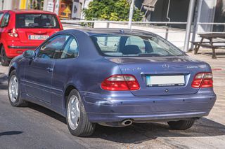 Mercedes-Benz CLK 230 2004-thumb-9