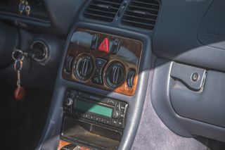 Mercedes-Benz CLK 230 2004-thumb-19